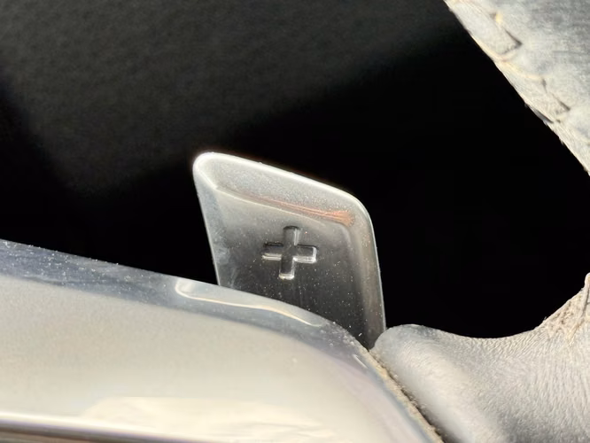 PORSCHE CAYENNE  2018