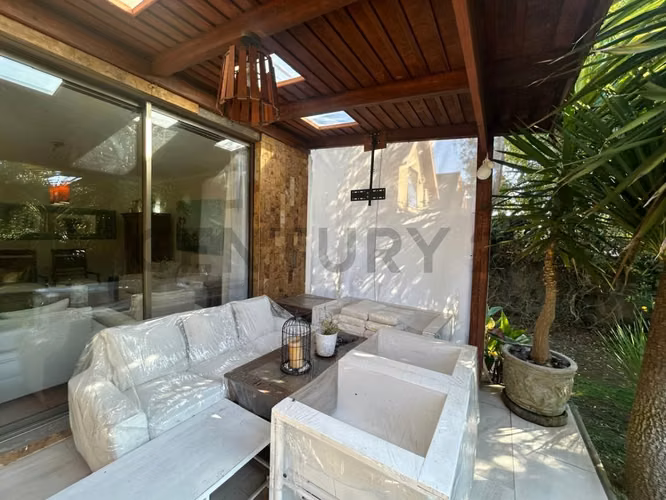 Se vende iluminada casa en Lomas de Montemar - Imagen 22