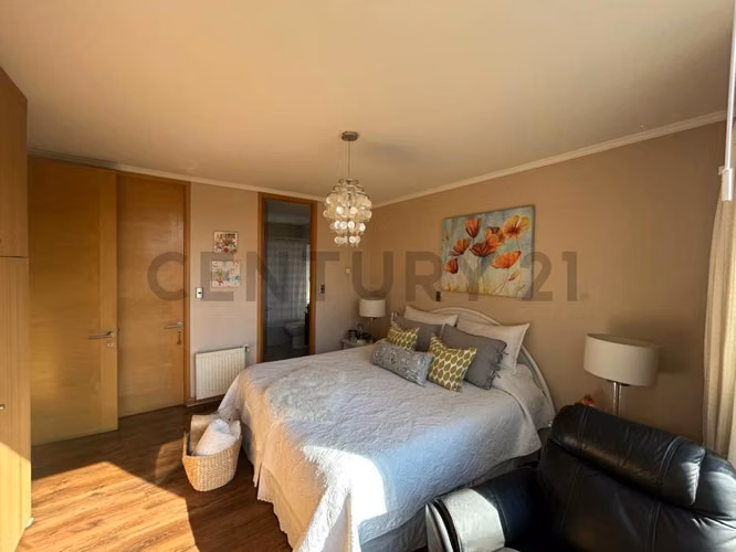 Se vende iluminada casa en Lomas de Montemar - Imagen 15