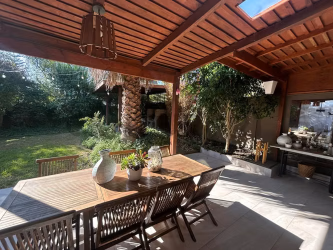 Se vende iluminada casa en Lomas de Montemar - Imagen 23