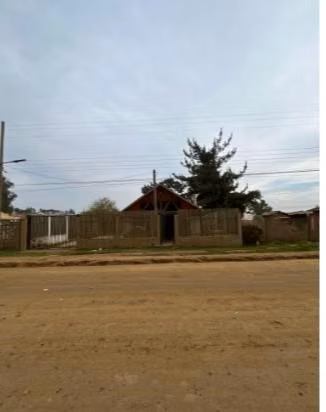 CASA Comunidad en Triangulo / Camino a Malvilla