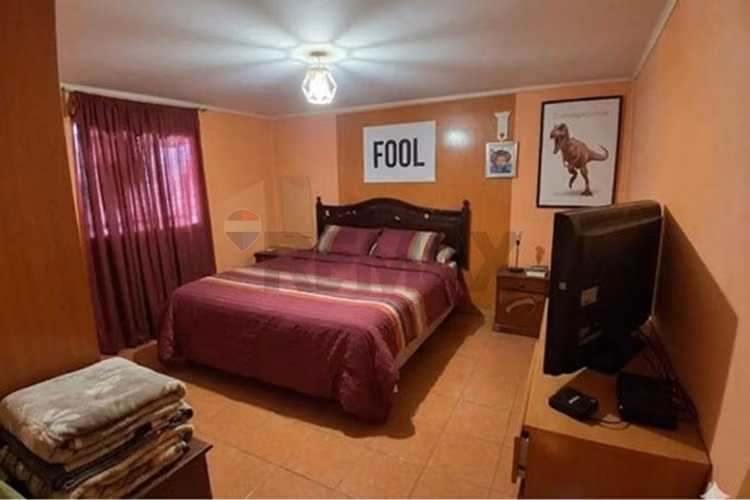 Amplio galpón, local, casa, terreno en melipilla