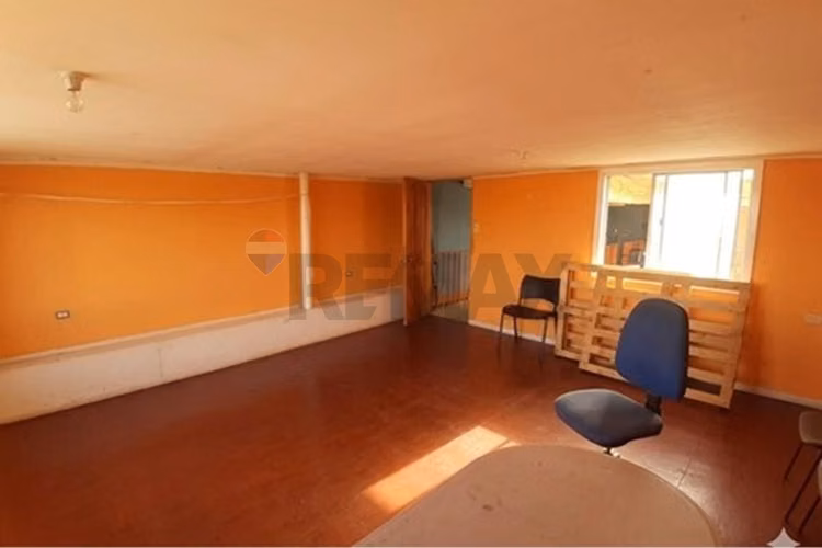 Amplio galpón, local, casa, terreno en melipilla