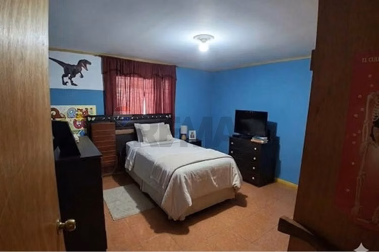 Amplio galpón, local, casa, terreno en melipilla