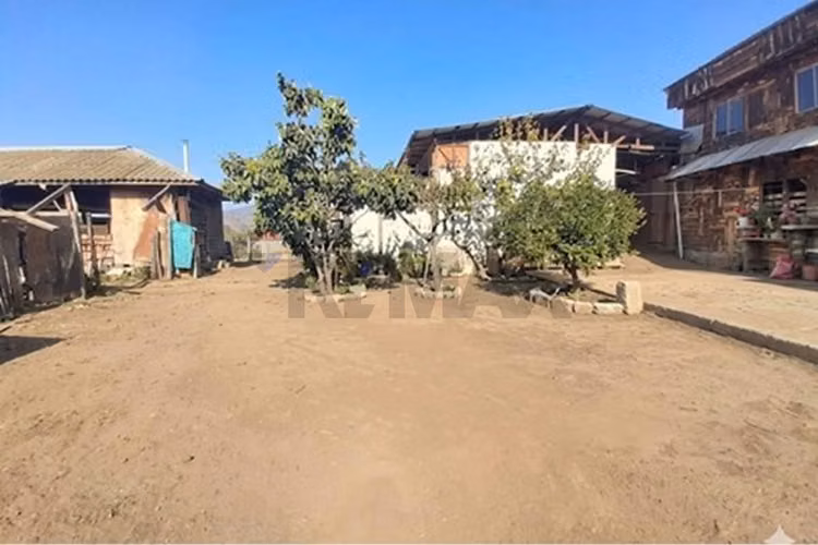 Amplio galpón, local, casa, terreno en melipilla
