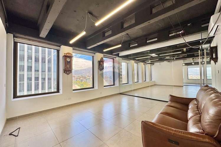 Arriendo oficina edificio santa maría - Imagen 17