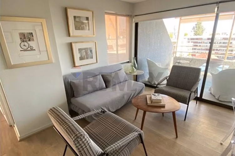 Arriendo agradable departamento amoblado