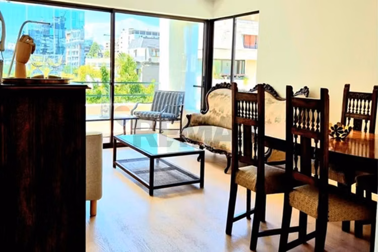 Arriendo lindo departamento amoblado