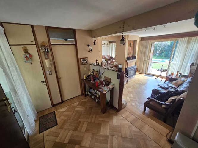 VENDO Casa 708m2 en LAs Hualtatas, Vitacura (170948)
