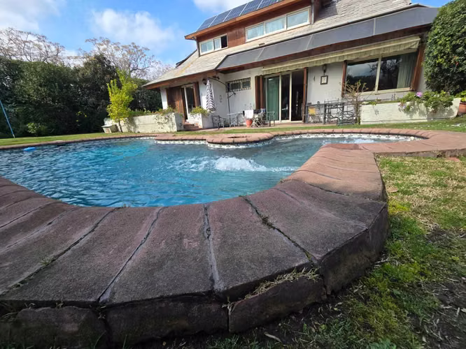 VENDO Casa 708m2 en LAs Hualtatas, Vitacura (170948)