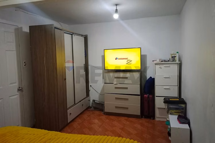 3 dormitorios, 2 baños, excelente conectividad.