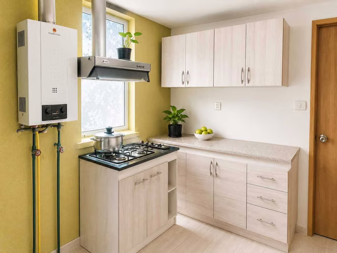 SE VENDE  AMPLIA CASA EN LA FLORESTA HUALPEN  (170920)