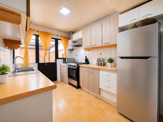SE VENDE COMODA CASA EN CONDOMINIO (170918)