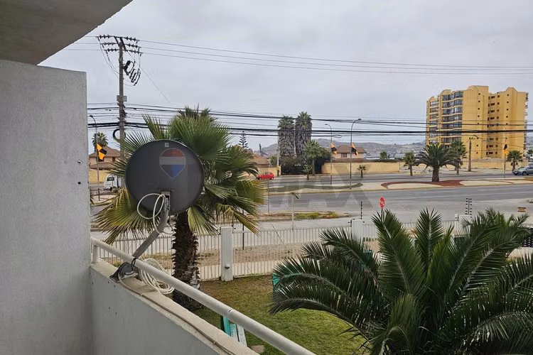 "vive tranquilo frente al mar en coquimbo" - Imagen 20