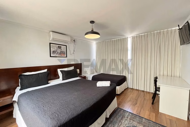 Hotel boutique 26hab+28baños. 1013m2. sta maría.