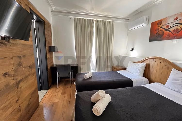 Hotel boutique 26hab+28baños. 1013m2. sta maría.