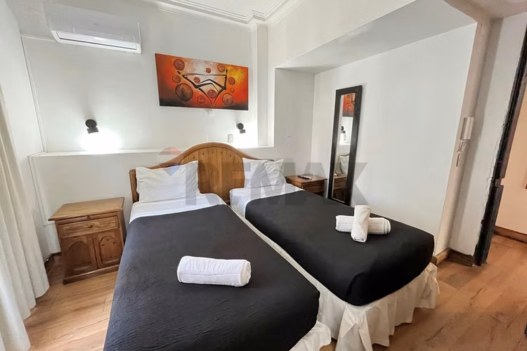 Hotel boutique 26hab+28baños. 1013m2. sta maría.