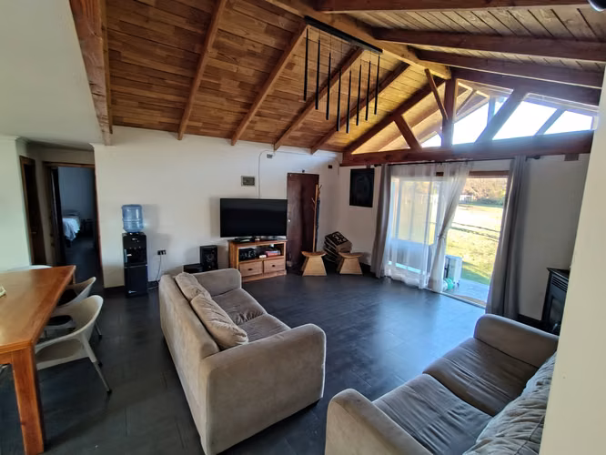 Parcela 5.000 m² con casa y planta purificadora de agua operativa — Catripulli, Curarrehue