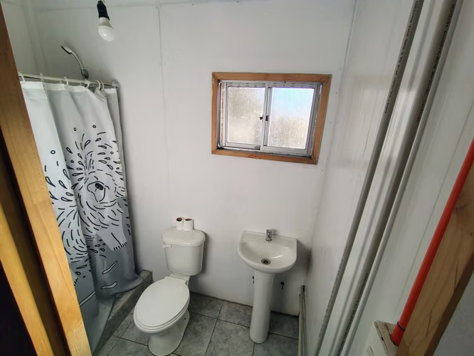 Parcela 5.000 m² con casa y planta purificadora de agua operativa — Catripulli, Curarrehue