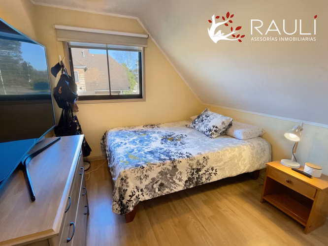 Se vende moderna casa de 2 pisos - barrio el Bosque, Valdivia