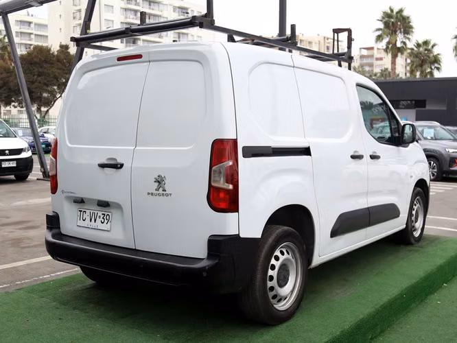 PEUGEOT PARTNER 2024