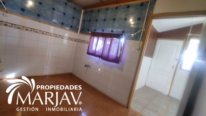 VENTA AMPLIA CASA 5D 1B, SECTOR RELÚN VILLARRICA