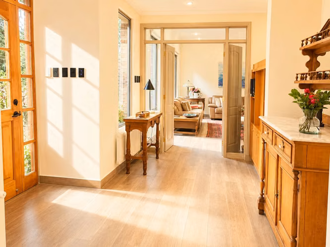 Remodelada, iluminada, barrio tranquilo (170938) - Imagen 2