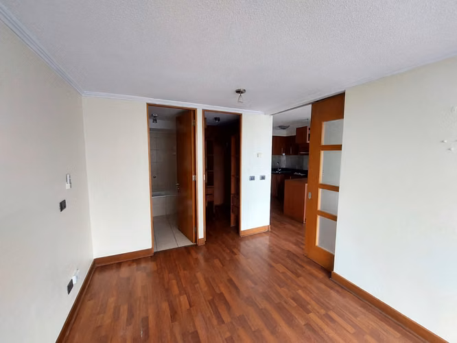 Excelente Arriendo de Departamento