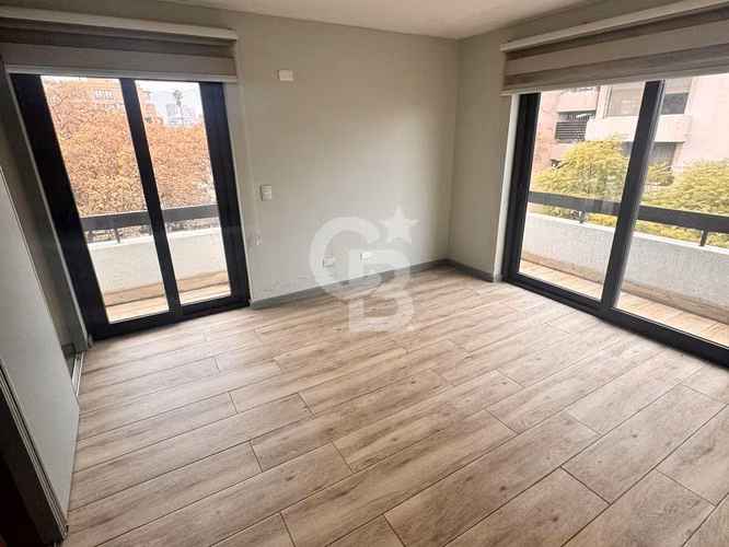 Departamento Renovado en Providencia | Excelente Ubicación