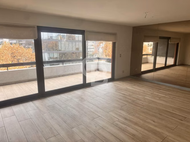 Departamento Renovado en Providencia | Excelente Ubicación