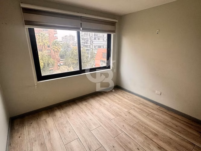 Departamento Renovado en Providencia | Excelente Ubicación