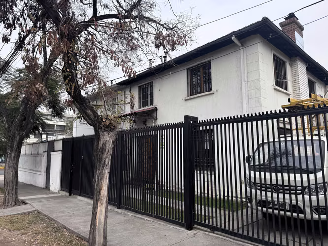 Arriendo oficina - gran casa Ñuñoa 180 m2 (171017)