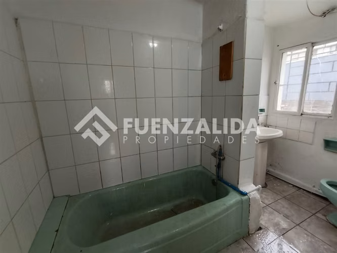 Casa en venta de 4 dorm. en San Miguel