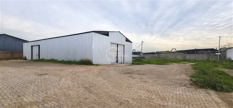 Bodega en arriendo en La Pintana