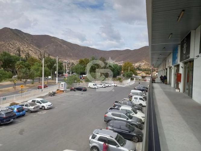 Local Comercial de 150m2 en Ciudad de Los Valles