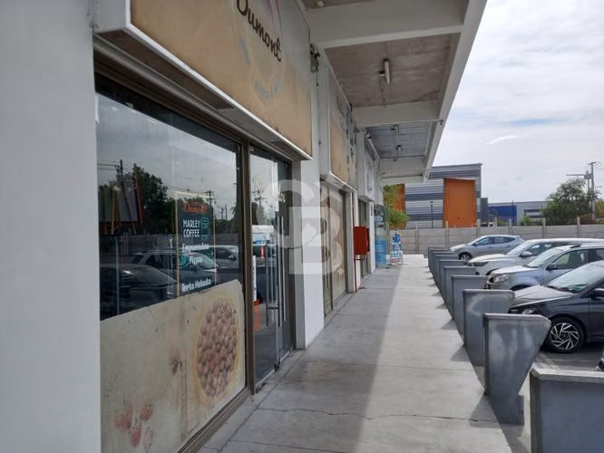 Local Comercial de 150m2 en Ciudad de Los Valles