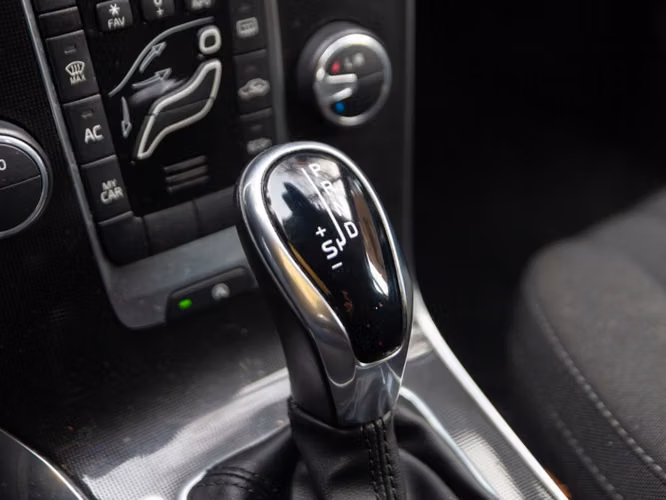 Volvo V40 T3 2019