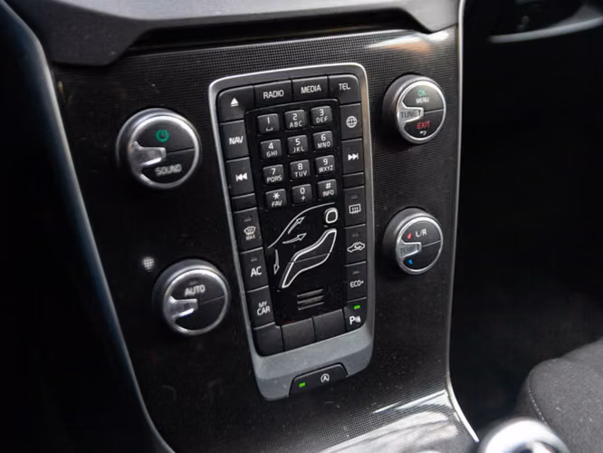 Volvo V40 T3 2019