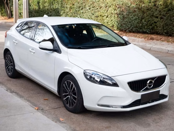 Volvo V40 T3 2019