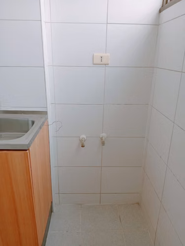 Depto de 3 dormitorios, 2 baños, con estacionamiento y bodega en San Miguel.