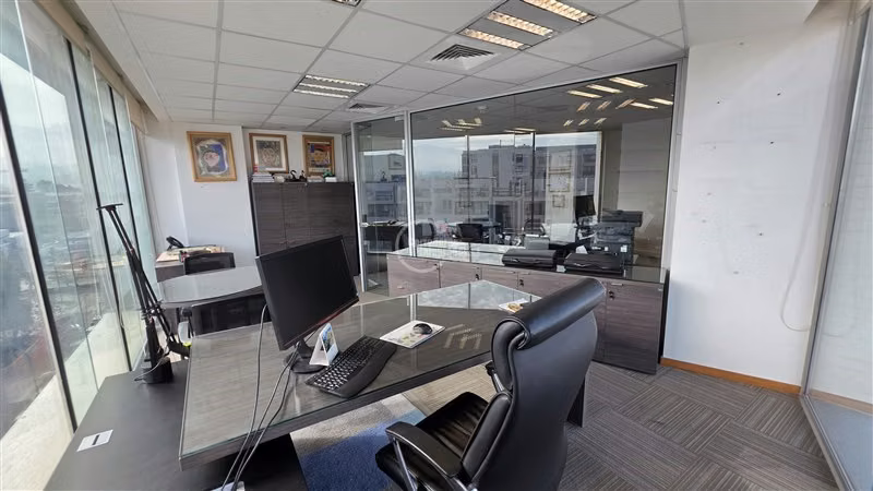 Oficina en arriendo en Lo Barnechea