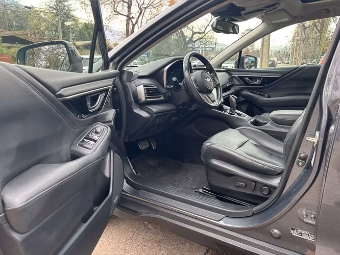SUBARU OUTBACK 2022