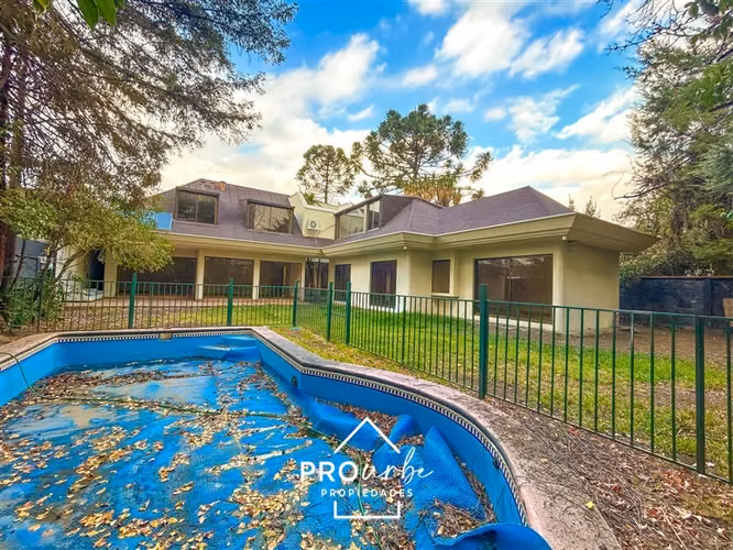 Casa en arriendo de 6 dorm. en Las Condes - Imagen 6