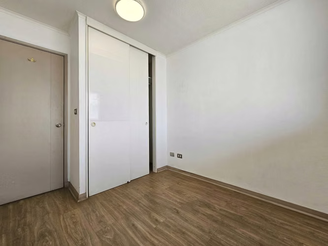 VENTA AMPLIO DPTO SAN MIGUEL COCINA SEPARADA (171073)