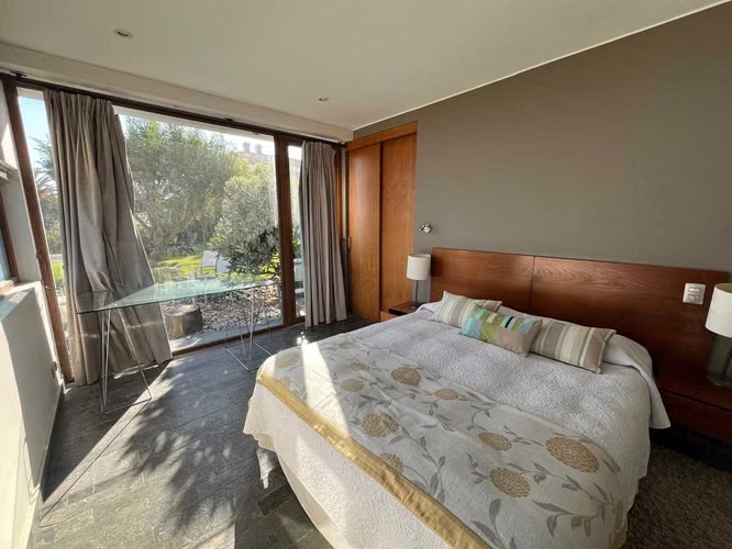 Gran casa en Costa Cachagua (171065)