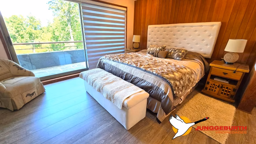 GRAN CASA DE LUJO EN CONDOMINIO DE VILLARRICA