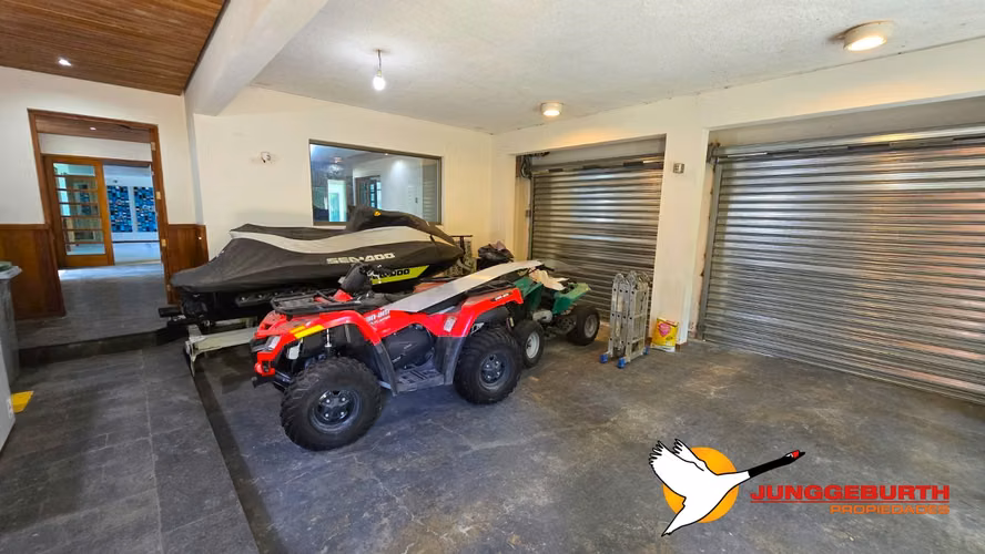 GRAN CASA DE LUJO EN CONDOMINIO DE VILLARRICA
