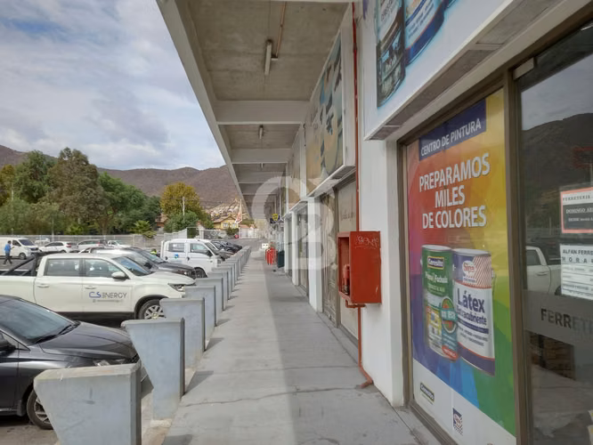 Local Comercial de 41m2 en Ciudad de Los Valles