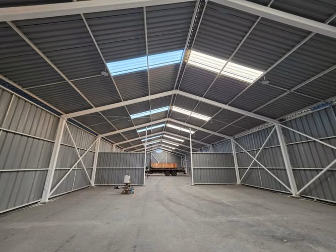 Arriendo bodega sector industrial de Cabrero
