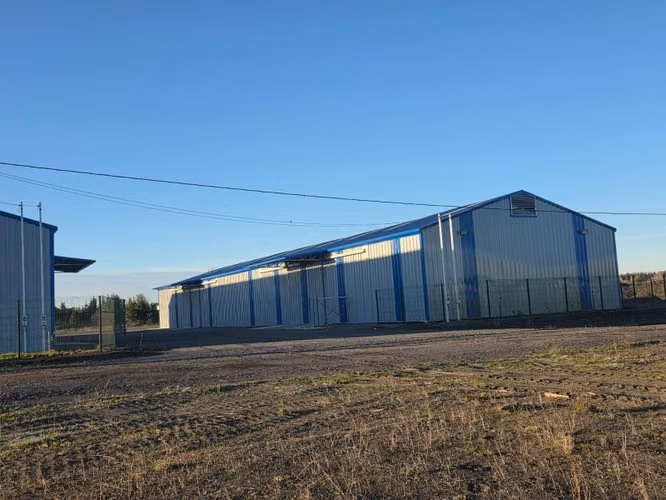 Arriendo bodega sector industrial de Cabrero